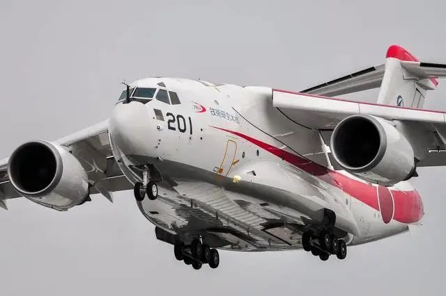 日本要发展战略轰炸机!欲打击导弹发射场