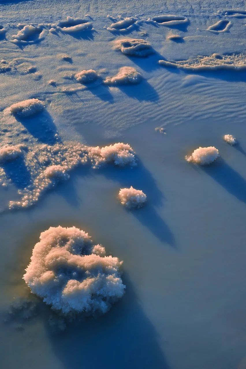 别囤盐了!中国最大的“天空之镜",比茶卡盐湖大56倍,价值12万亿,够全世界人口吃1000年!
