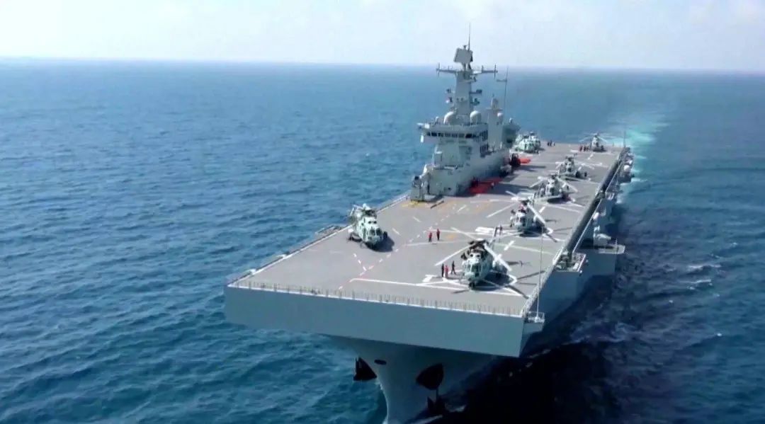 20层楼高!央视披露首艘075两栖战舰,强大实力铸就海上钢铁长城