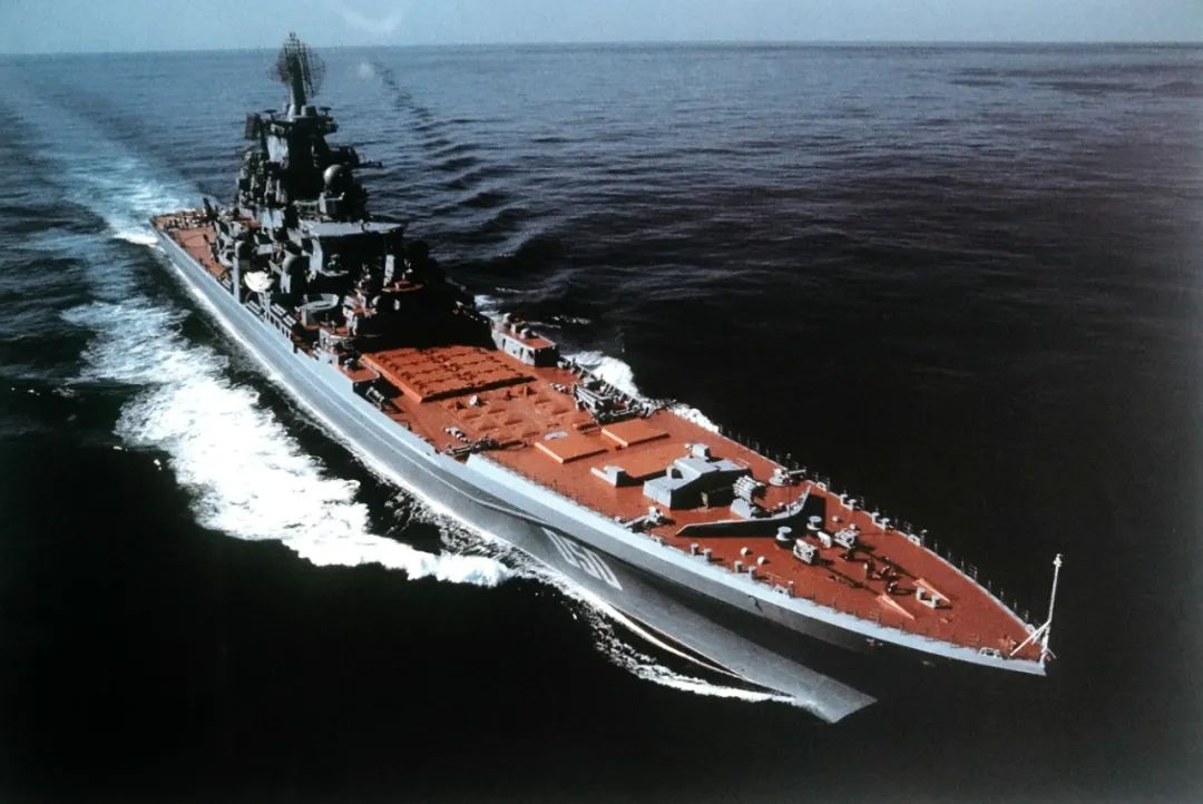 俄罗斯海军的钱都去哪了？俄官媒曝光核动力巡洋舰修了12年，耗费152亿人民币！