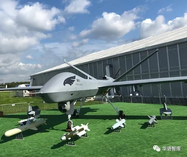 绍伊古参观中国军事装备,表情复杂悔不当初