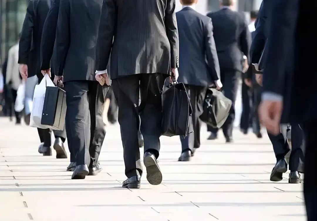 11万在华外国间谍,6成是中国籍,为何他们甘为西方当“内鬼”?