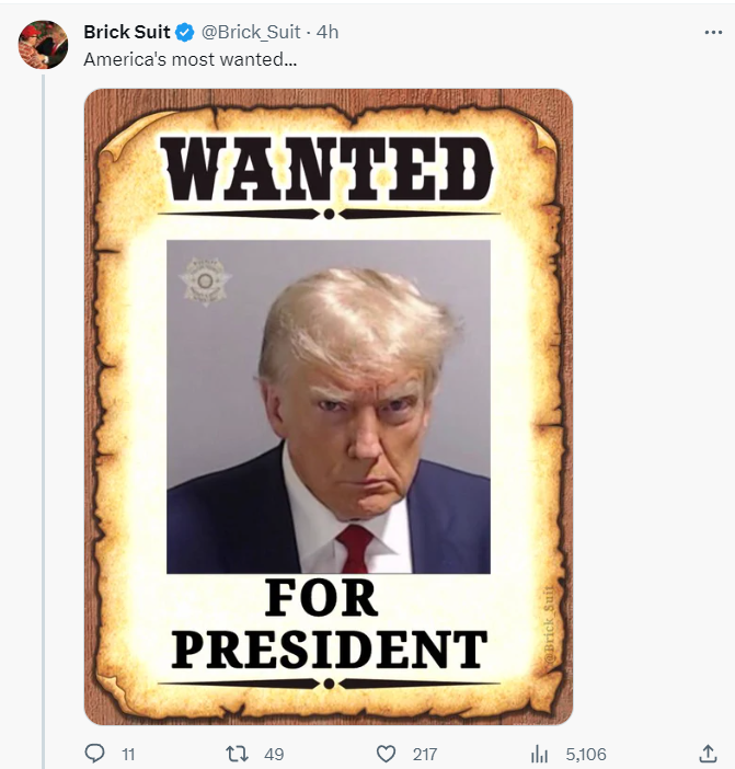 特朗普“躺赢”