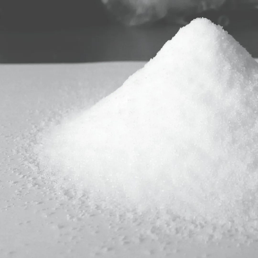 别囤盐了!中国最大的“天空之镜",比茶卡盐湖大56倍,价值12万亿,够全世界人口吃1000年!