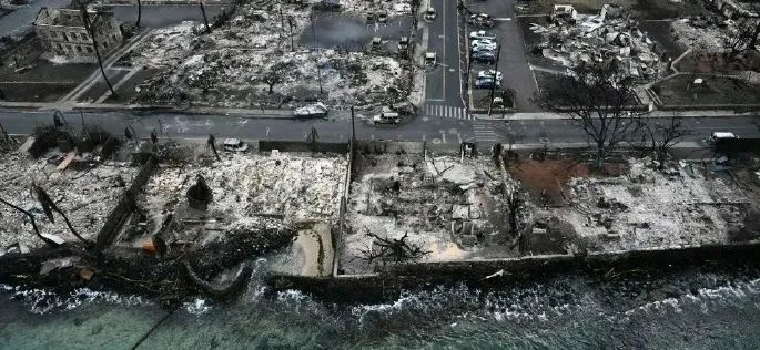 夏威夷大火都烧完9天了还有1300人失踪，只搜救了3%废墟