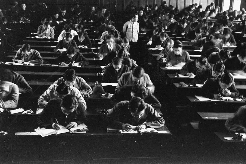 日本人不愿当公务员了