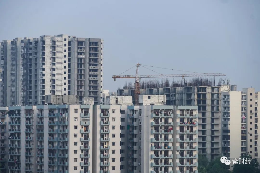 谁在保护李嘉诚?囤地22年非法牟取60倍暴利,为啥不收回?