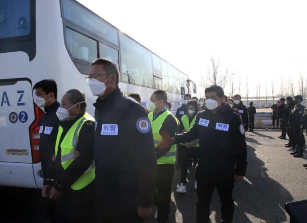 你刷的“远征军”视频,可能是电诈套路