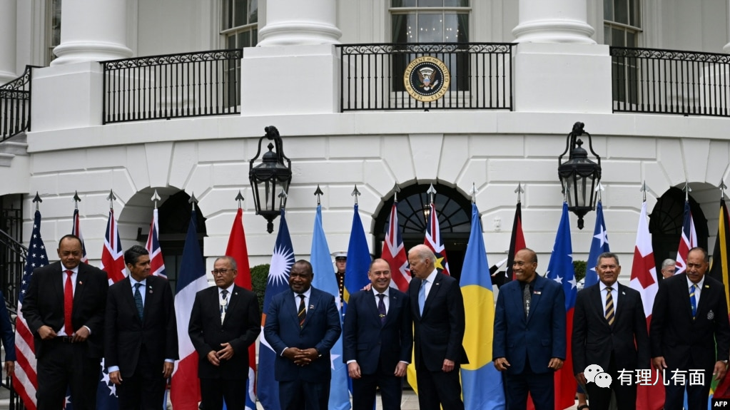 挂羊头卖狗肉,拜登又去扶贫了