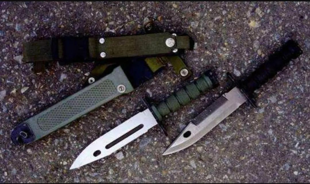 解放军的三棱军刺,淬毒,放血,可怕的伤口,已被联合国禁用?