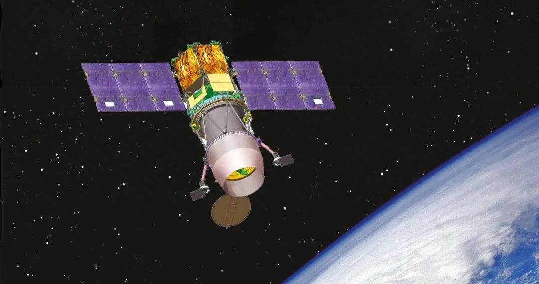 解放军防御网升级!中国巨型卫星24小时不眨眼,美舰队无处遁形