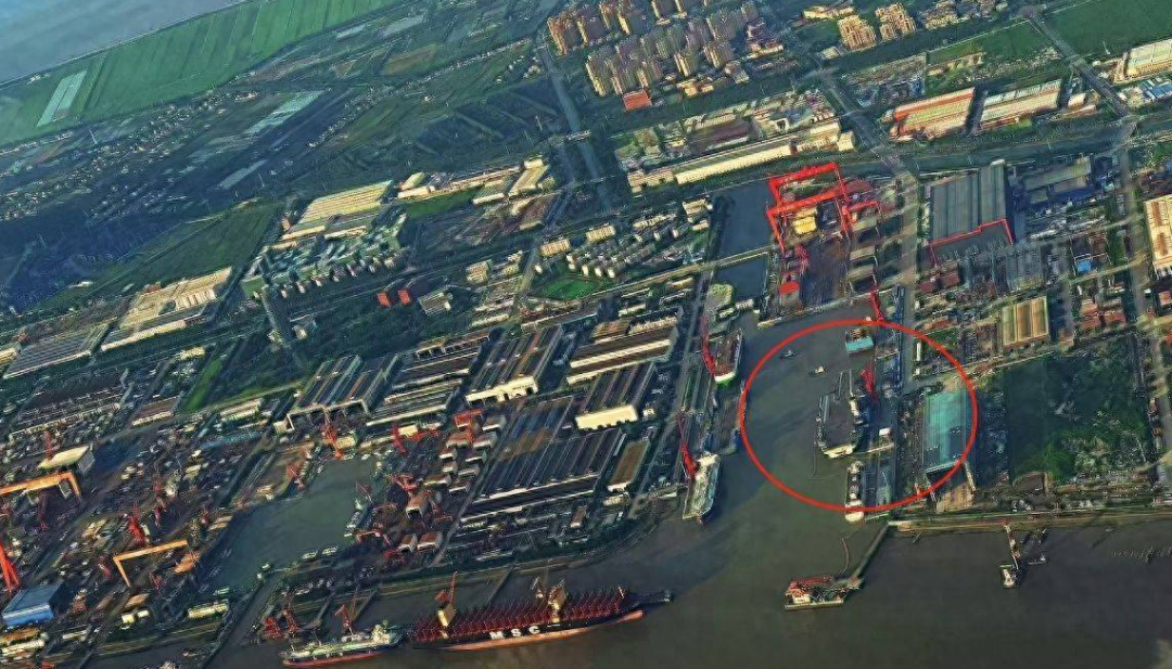 新一轮大爆发!继054B后,福建舰也传出好消息,下月大概率会海试