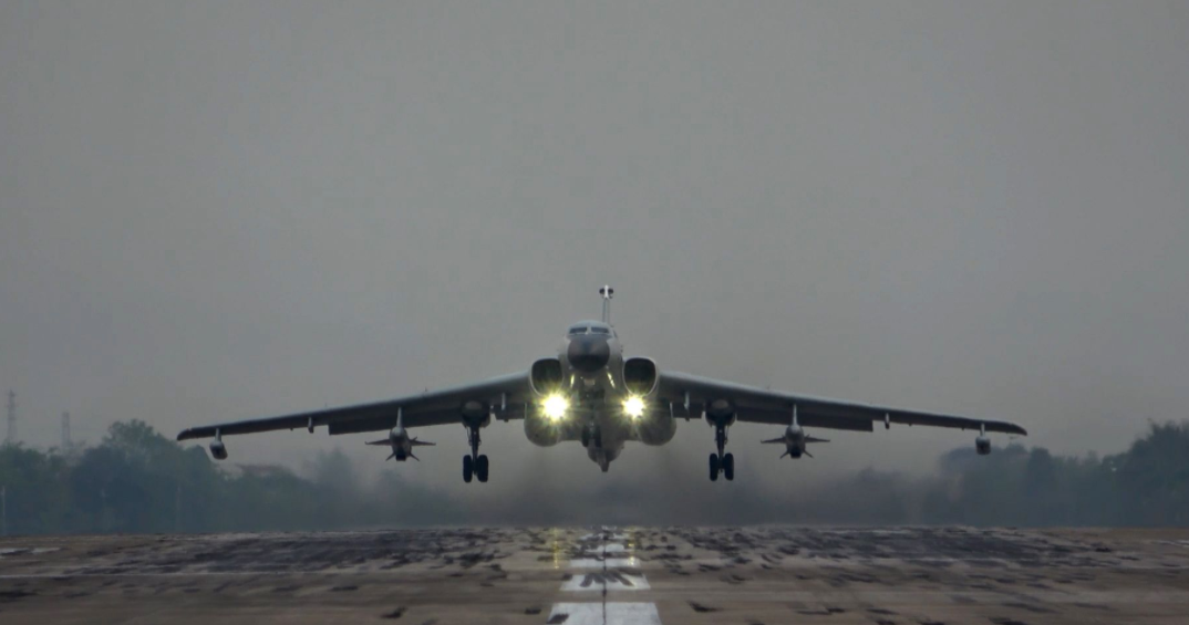 爱国之心被操纵,“颜革”危险就会存在