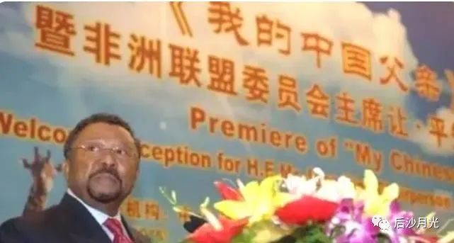 马克龙“祸不单行”,非洲小弟又政变了