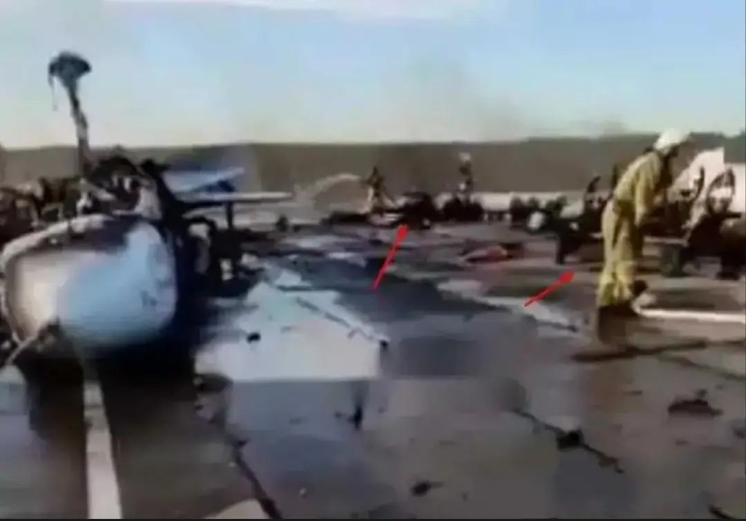 突发！俄军至暗时刻，黑海舰队总部被炸塌，克里米亚机场被摧毁