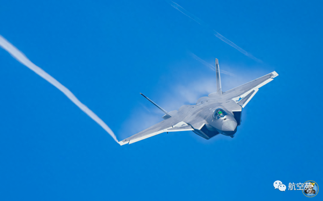 福建舰给了大惊喜,3条工棚拆除,歼35也成型,国庆献礼指日可待