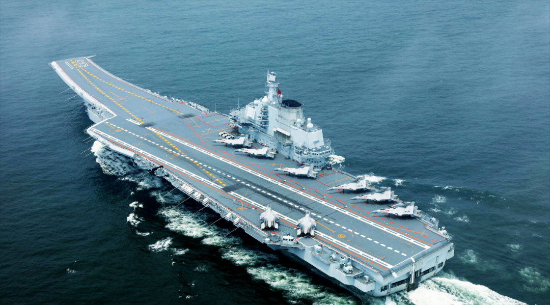 辽宁舰已脱胎换骨,摘掉“训练舰”帽子,放眼亚洲,根本没有对手