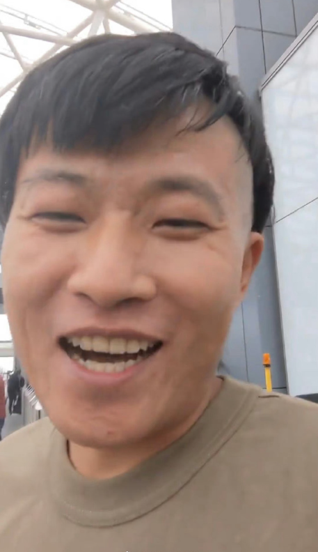 甜甜圈王伟恒,润美国一周年大事纪