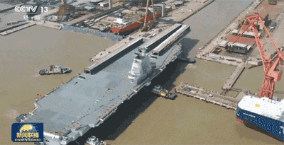 福建舰烟囱终于冒烟了,很快将试航!003航母动力之争尘埃落定