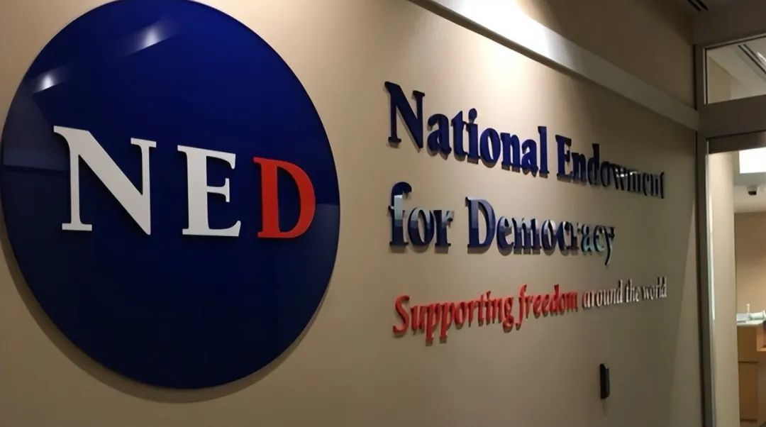 无处不在的美国“暗桩”