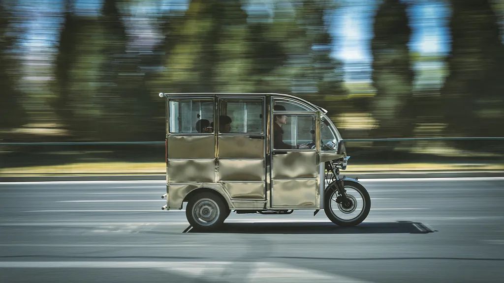 图1.jpg 老人失去代步车后