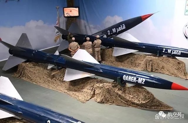 美军舰疯狂开火,激战9个小时击落胡塞武装4枚导弹15架无人机。胡塞武装表现出了大胆的态度