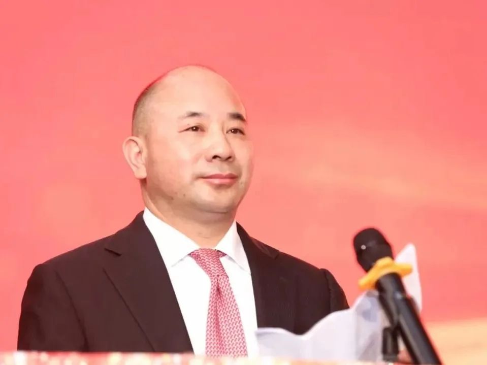 大反转,许家印的大豪友,也要谢幕了?