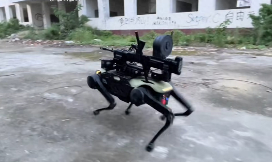 美军测试火箭炮机械狗,战果良好!结果被爆是中国制造