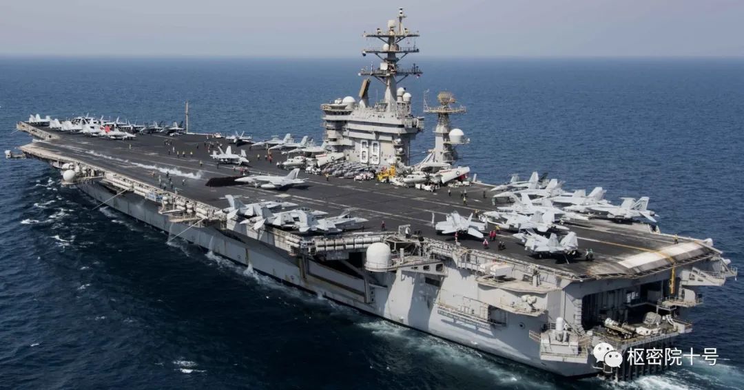 “这是美国海军几十年来在该地区最大规模的集结”