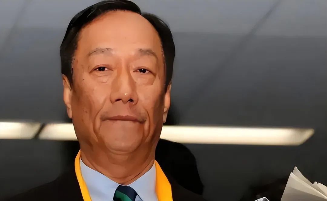 被郭台铭恶心到了,吃饭砸锅,国人不容