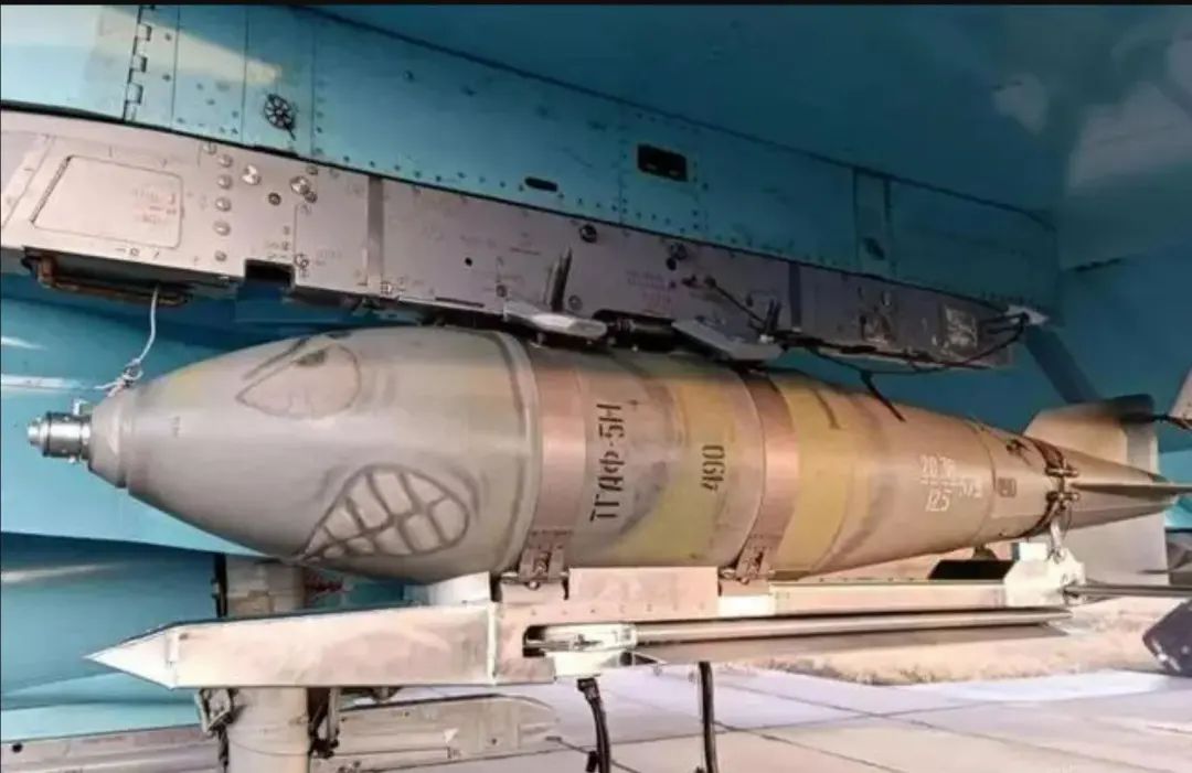 “拆楼”技术值得中国借鉴：以色列2000磅钻地炸弹，远超俄军重炮