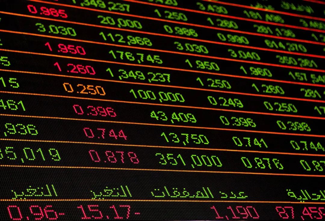 韭菜觉醒了?3000点保卫战惨败,谁把A股搞成一摊烂泥?