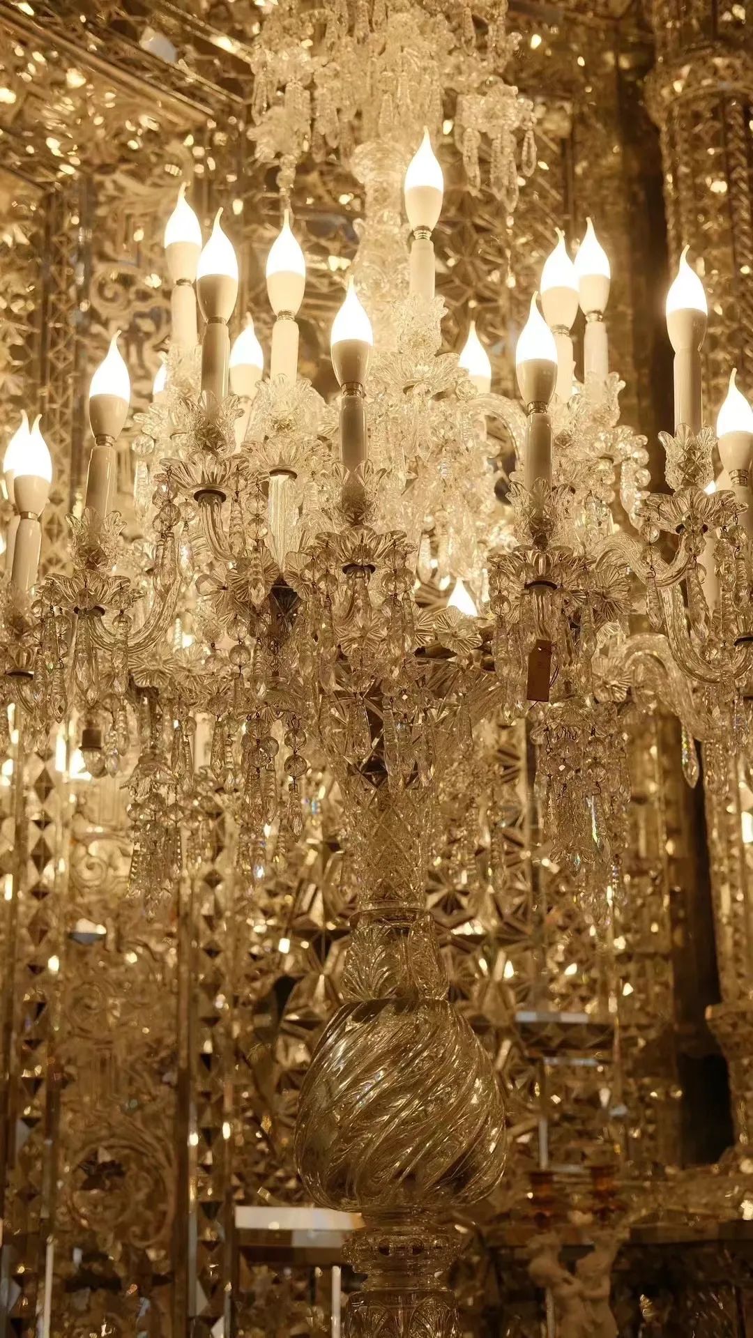 亲历:被美国制裁了40年的大国, 小孩都在拼命学中文