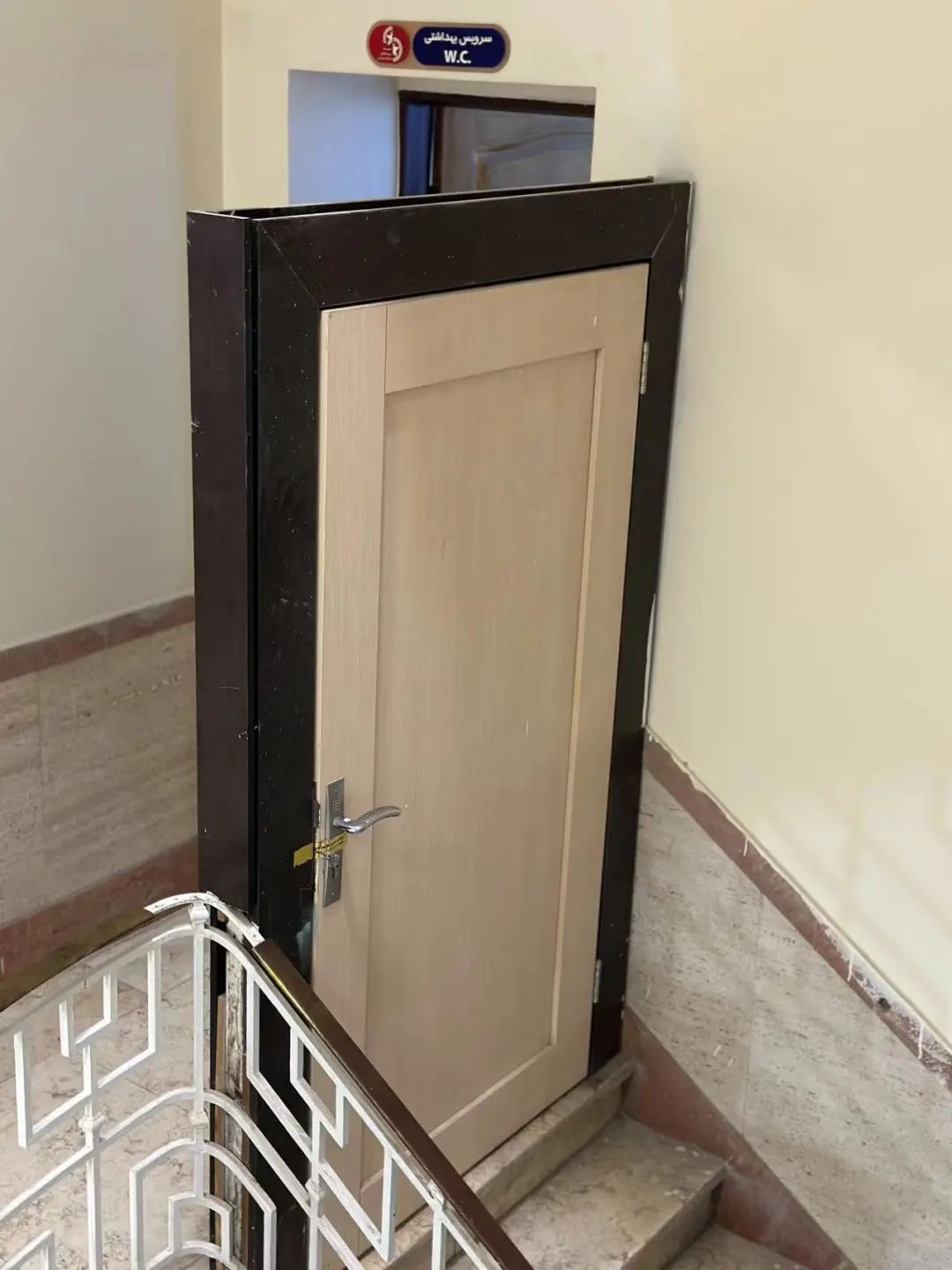 亲历:被美国制裁了40年的大国, 小孩都在拼命学中文