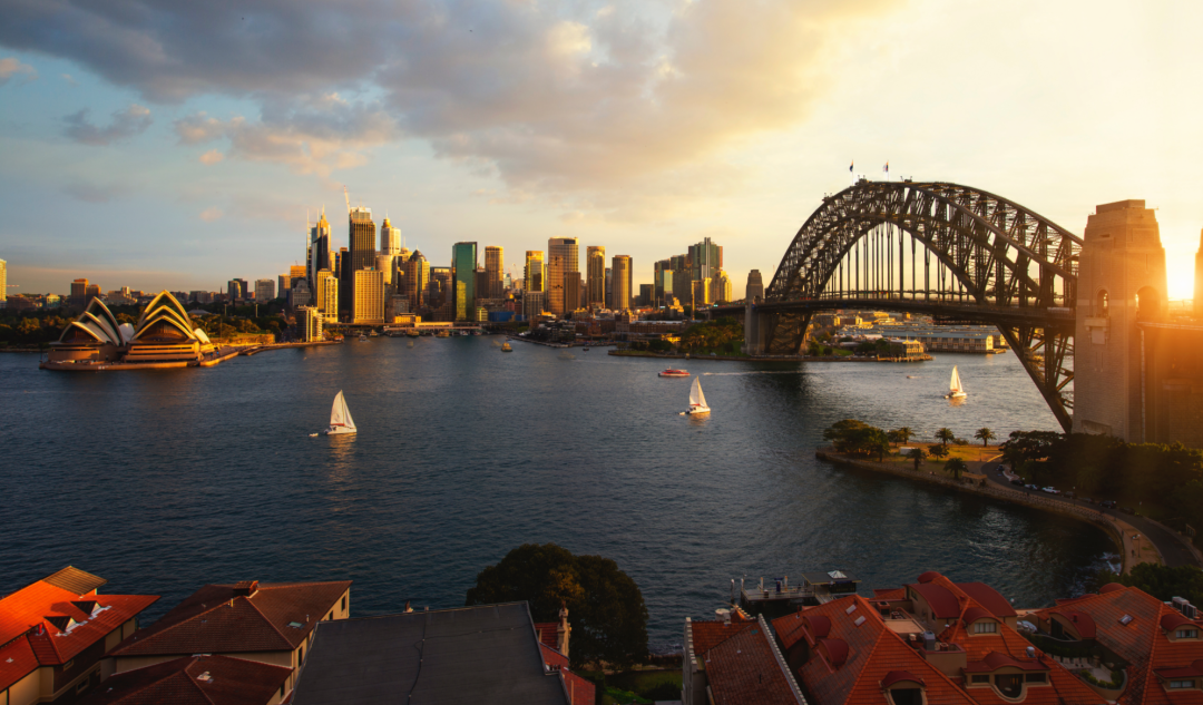 “爱因斯坦”又叫“艾一石”?那些年,我们见过的奇葩译名