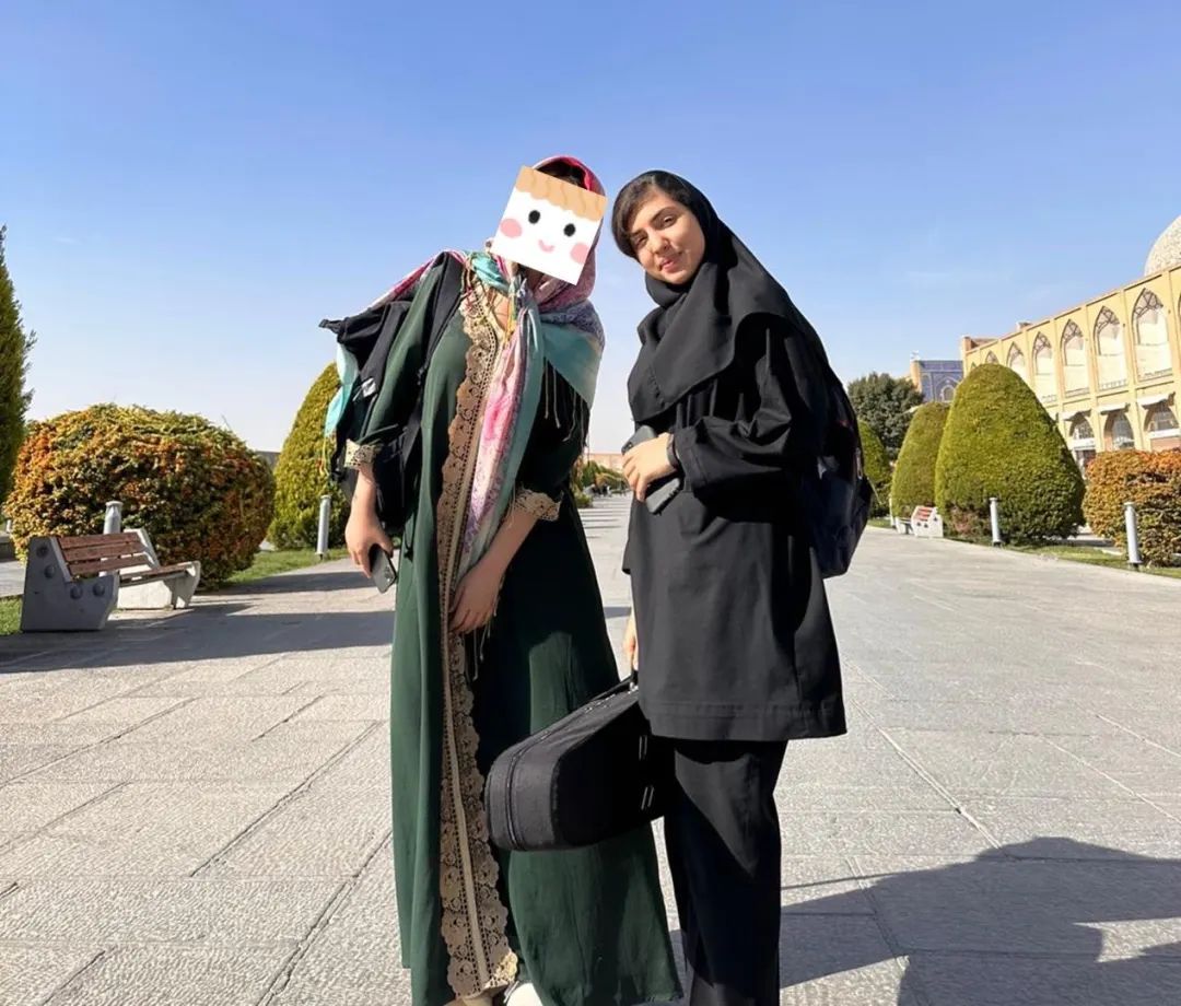 亲历:被美国制裁了40年的大国, 小孩都在拼命学中文