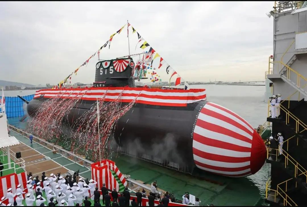 日本最强潜艇下水，锂电池动力，号称领先中国15年，真的吗？