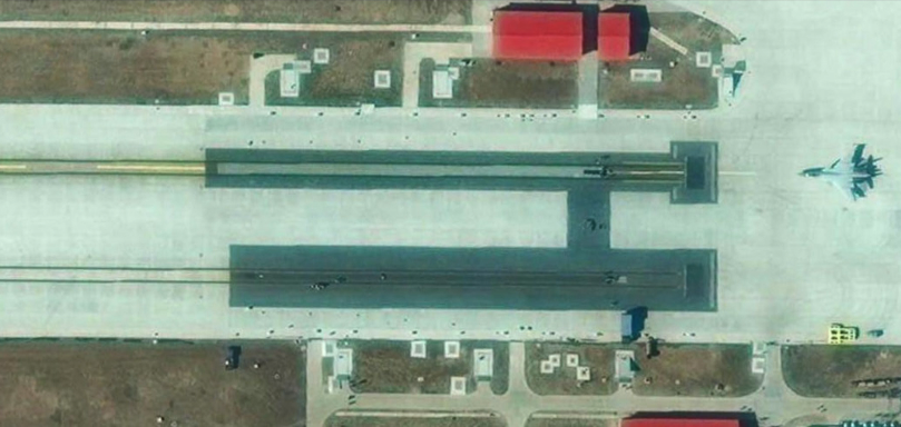 逆天!中国075型攻击舰居然装上了“滑跃式甲板”?