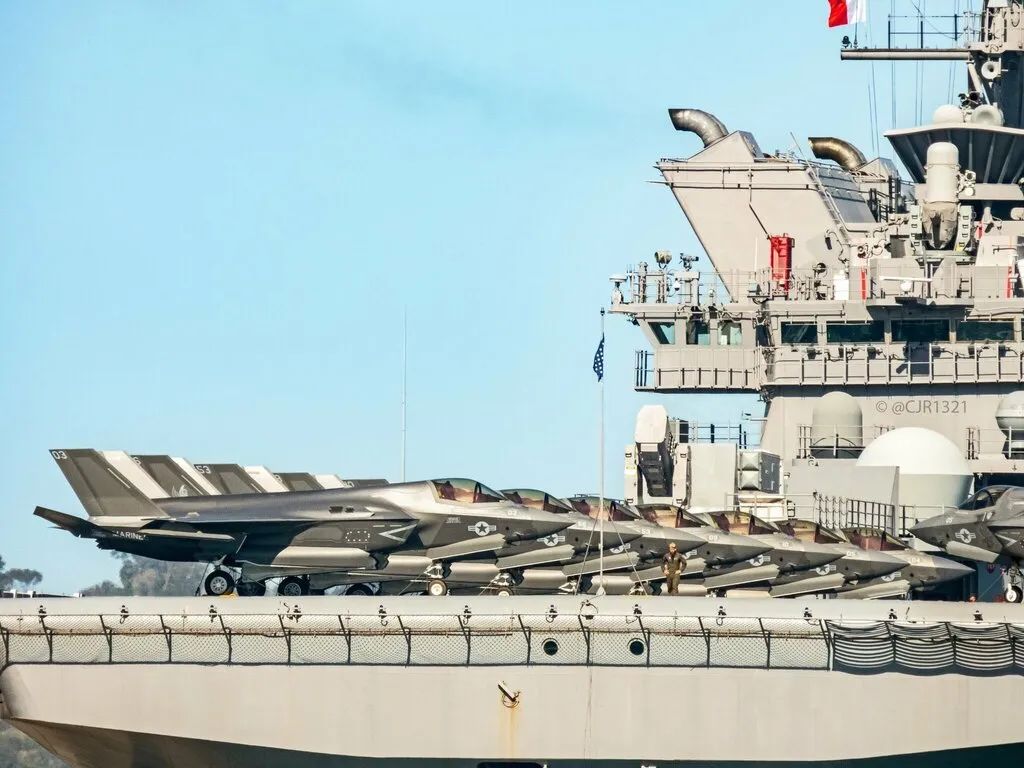 逆天!中国075型攻击舰居然装上了“滑跃式甲板”?