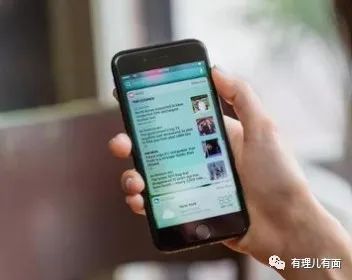 社交媒体:拆解西方代议制民主政治神话