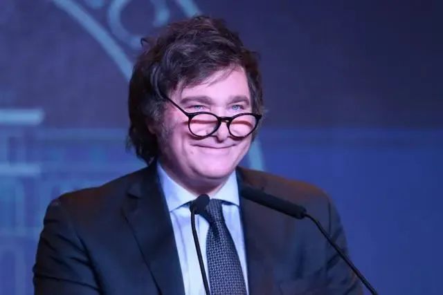 2023的最后两天,阿根廷还是选择了跳车