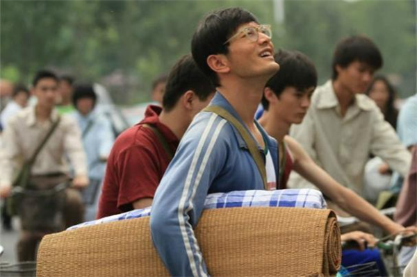 东方甄选为什么格外听劝?