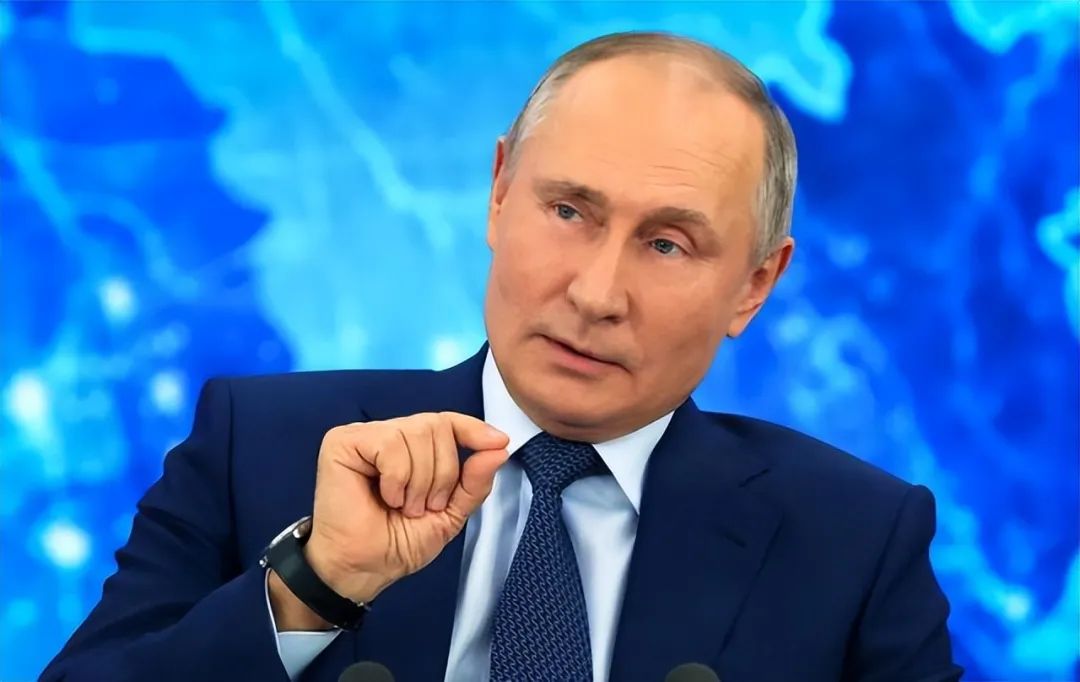 警惕舆论阵地:带节奏、洗英烈,让人不得不怀疑有内奸