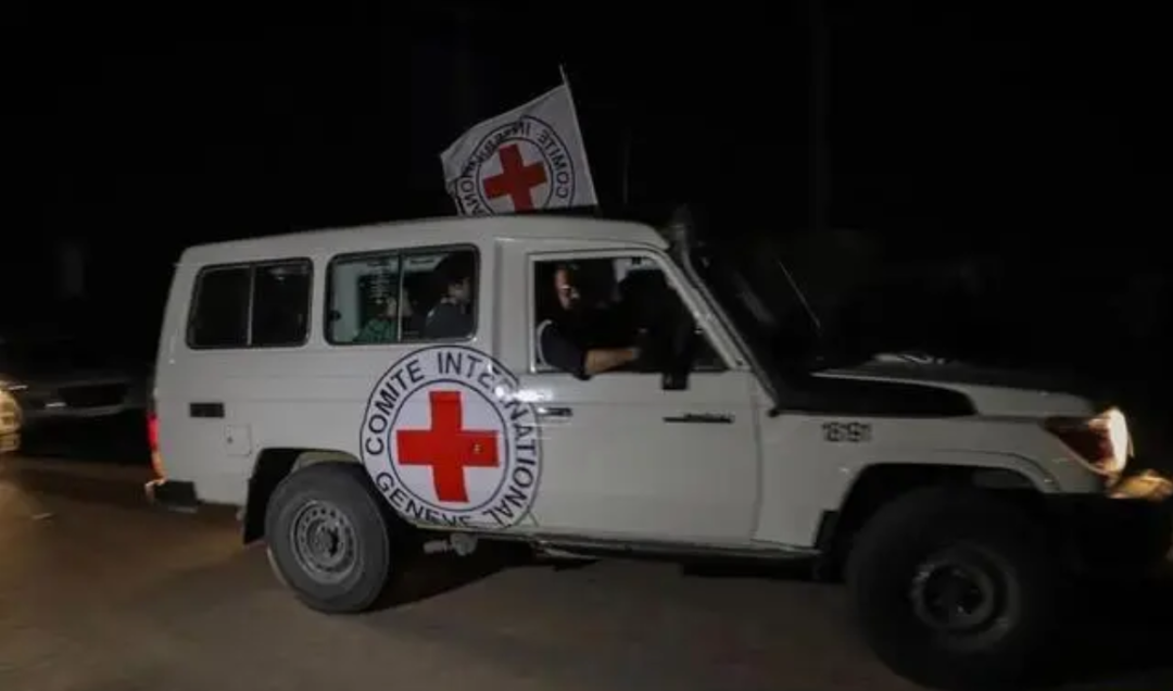 以军轰炸加沙遭西方警告,美国副总统提出5个原则