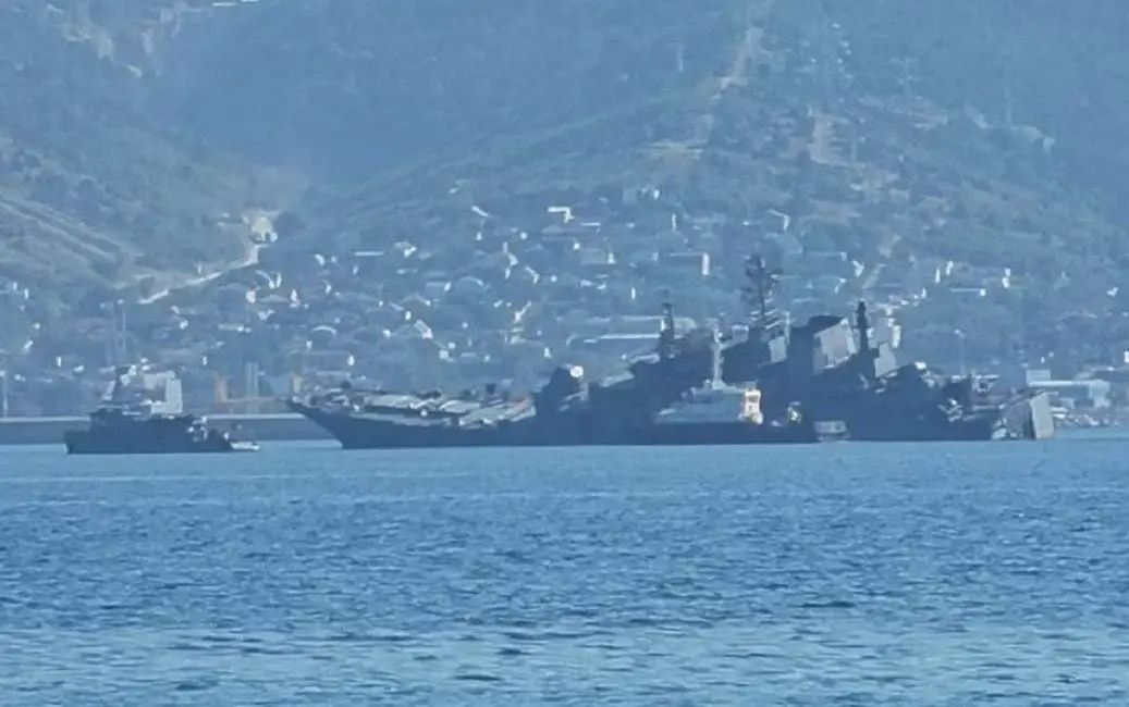 前哨站｜克里米亚一声巨响 黑海舰队再遭重创