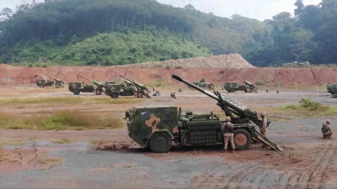 中缅边境，解放军实弹开火！缅甸内战双方要清楚这个信号