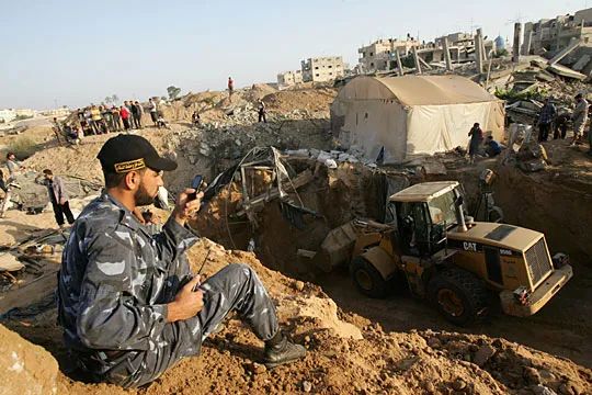 以军轰炸加沙遭西方警告,美国副总统提出5个原则