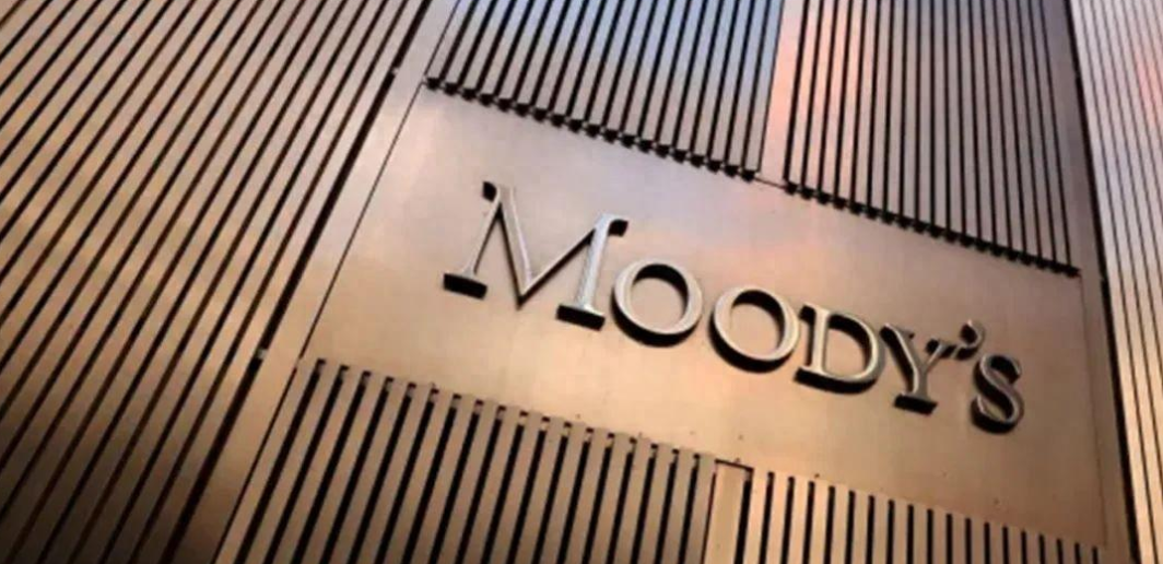 美国悄悄对中国布局3件事,唱衰、脱钩,最后以战争手段解决?