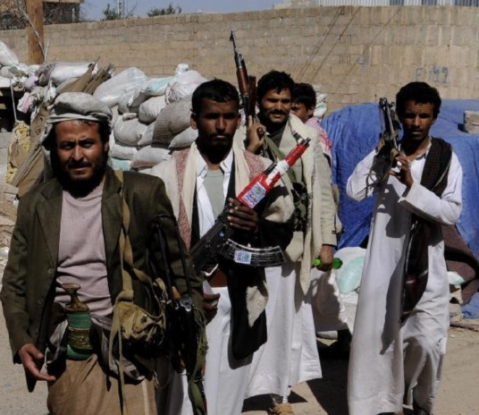 红海上的部落之怒,连军舰都没有的胡塞人是怎么掀翻美国霸权的?