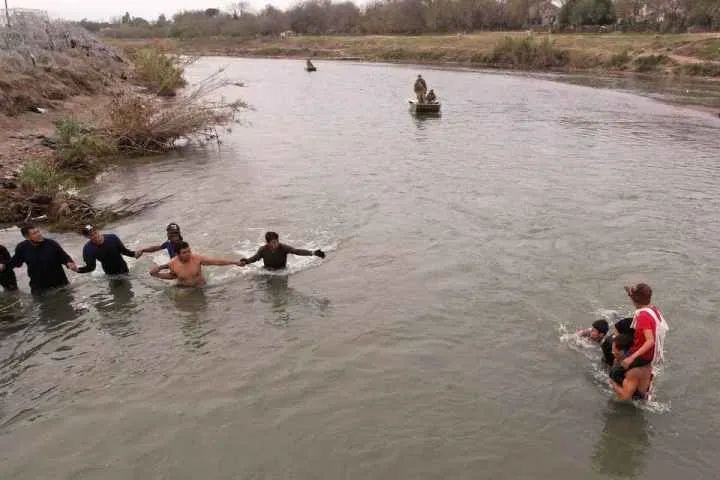 【解局】得州为啥公开叫板白宫？